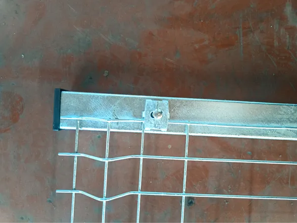 3D welded mesh fence, galvanized post & fastener assembly detail