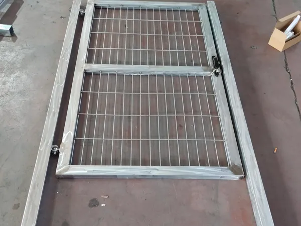 3D welded mesh fence gate with frame, hinges and lock parts