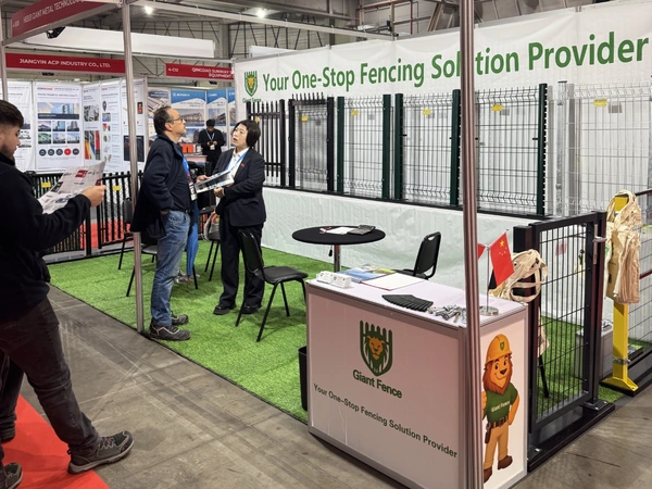 Giant Fence booth and fencing displays at EDIFICA 2026.