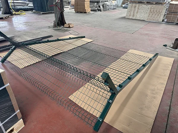 An overview structure of 3D panel type airport fence.