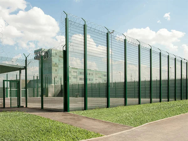 The 358 high security fences are installed in the power station.