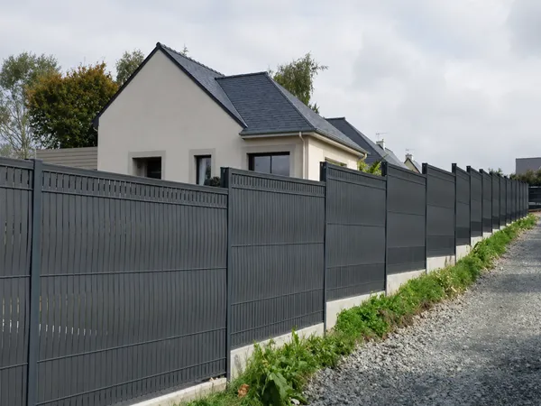 3D privacy fence with privacy slats installed along a residential property.