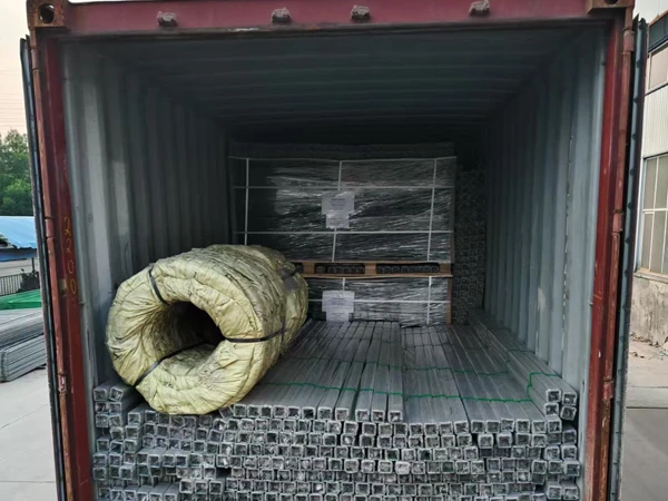 Steel profiles and mesh goods stuffed in container, airport fencing system cargo
