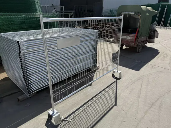 Overall effect of Canada temporary fence panels
