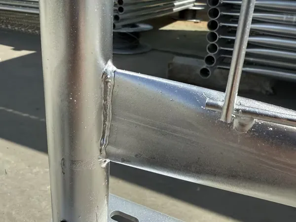 Welding details of Canada temporary fence panels