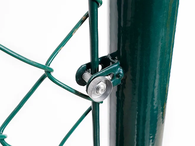 A U clip detail of chain link sports fence.