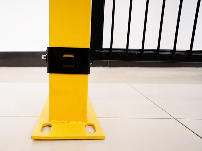 A detailed structure of base of machine guarding fence panel.