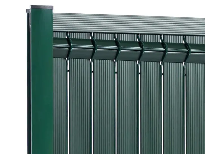 3D fences type privacy fence with privacy slat.