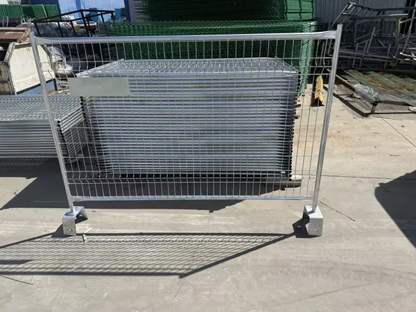Overall view of Canada temporary fence panels