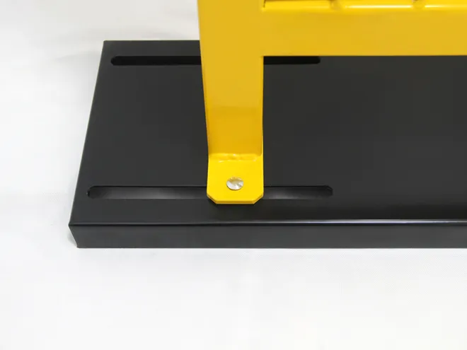 A base detail of workshop safety fence acrylic and welded type.