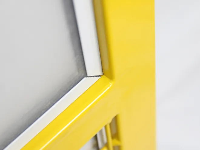 A frame detail of workshop safety fence acrylic and welded type.