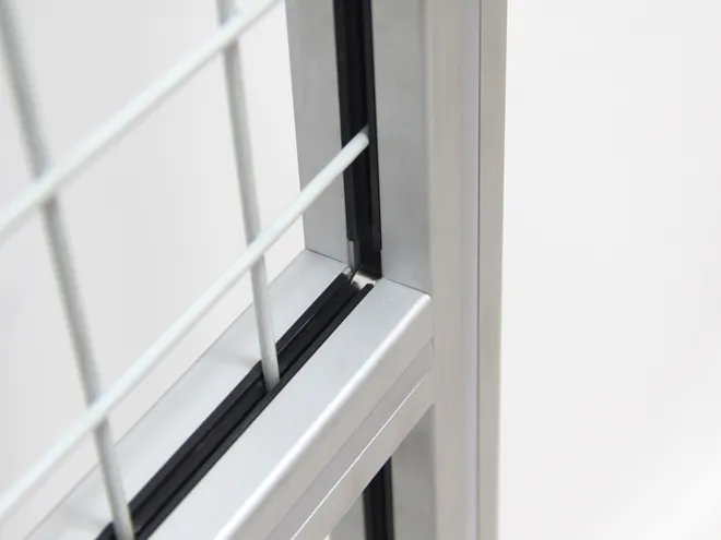 An inner corner detail of workshop safety fence all welded type aluminum alloy.