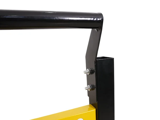 The detailed post and handrail connection structure of aisle workshop safety fence.